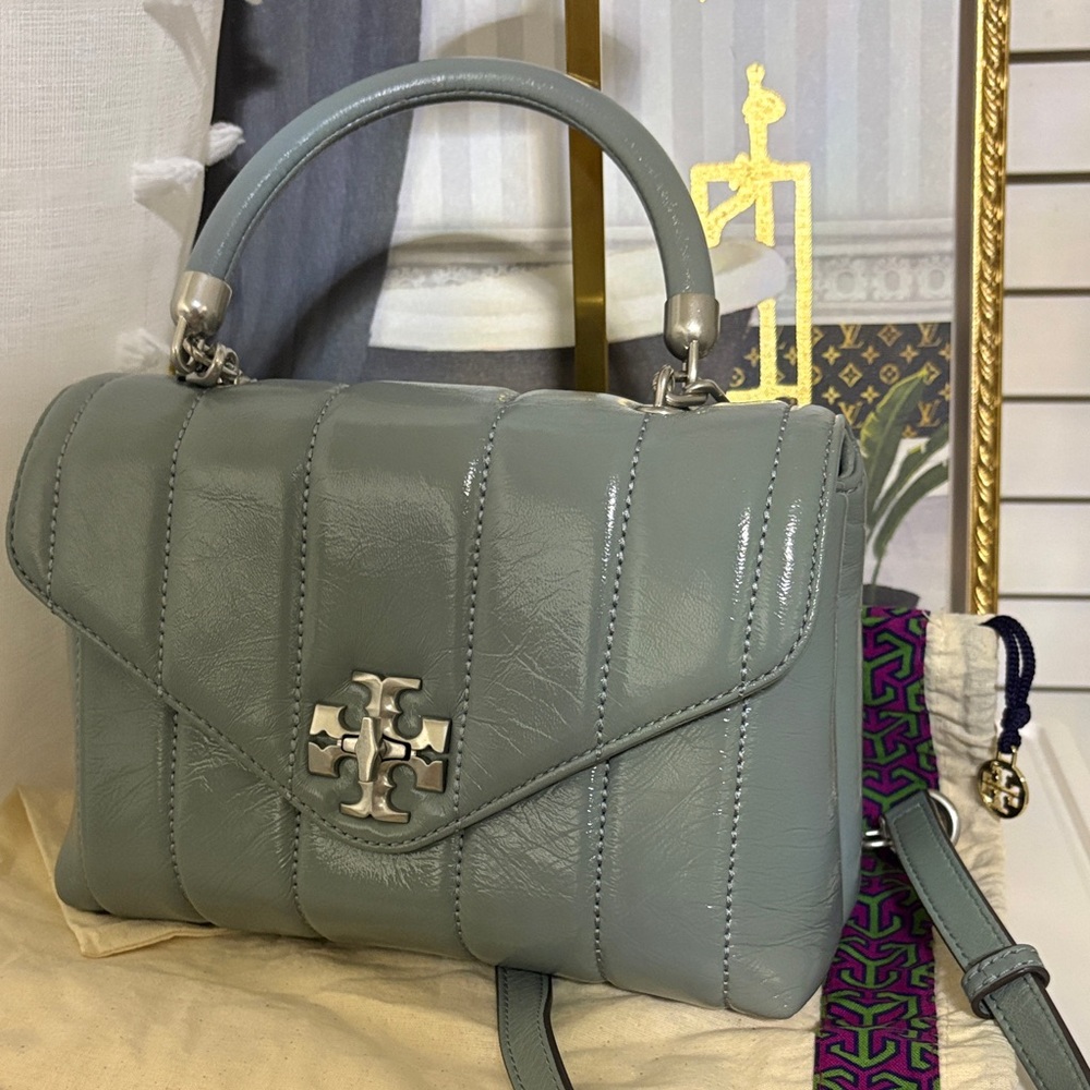 Tory Burch🍀light Gray Small Kira chain Quilted Leather Crossbody Bag-Beautiful - Picture 11 of 14